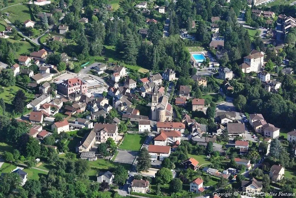 Villa L'Elgia, Gite 3 Epis, 3 Etoiles Saint-Martin-dʼUriage